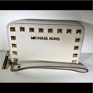 Michael Kors Wristlet